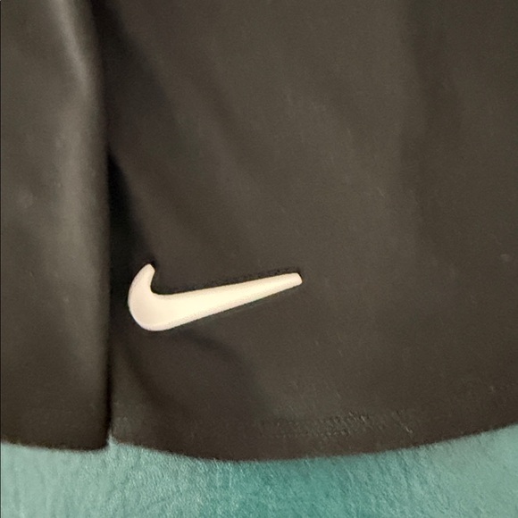 Nike Dy Fit Flouncy Black Skort - Picture 2 of 10